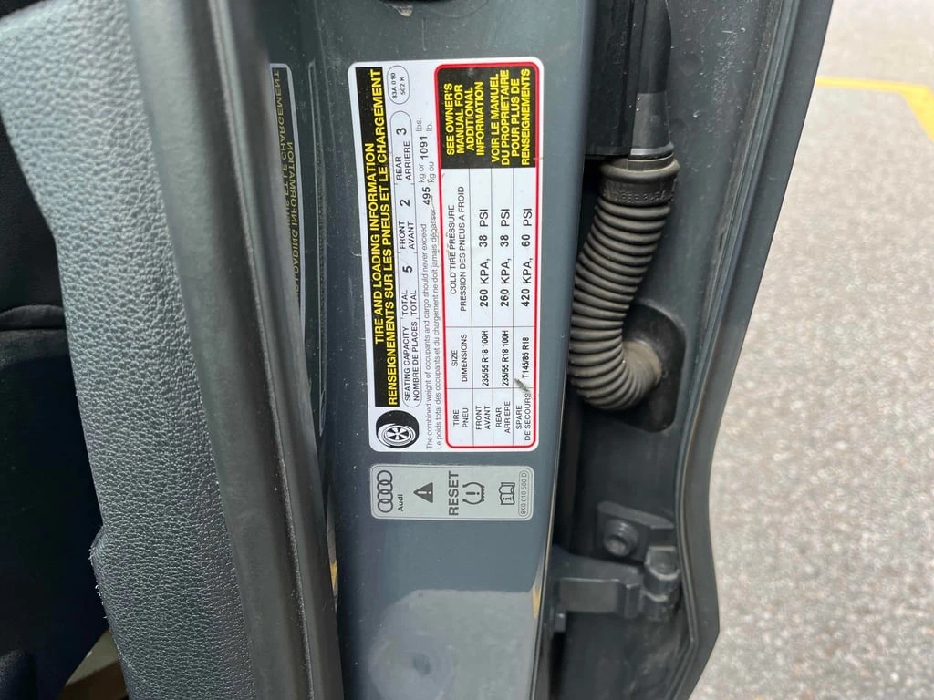 Audi Q3 * Komfort * CARFAX * БЕЗ ПЪРВОНАЧАЛНА ВНОСКА - изображение 10