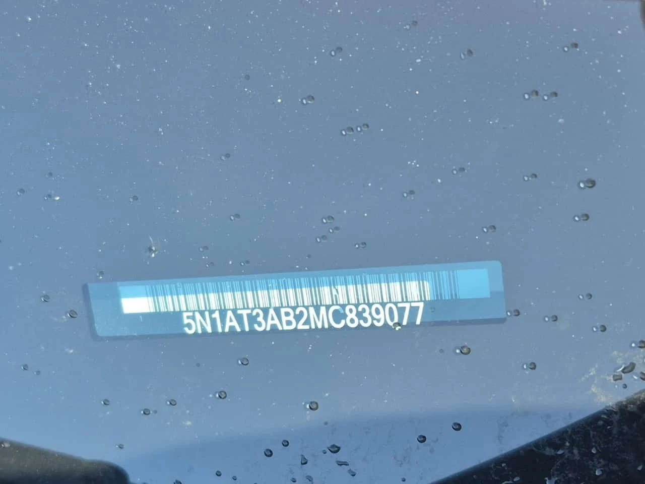 Nissan Rogue S /CARFAX /Подгрев/Навигация /Задна камера/2 ключ , снимка 15 - Автомобили и джипове - 53714459