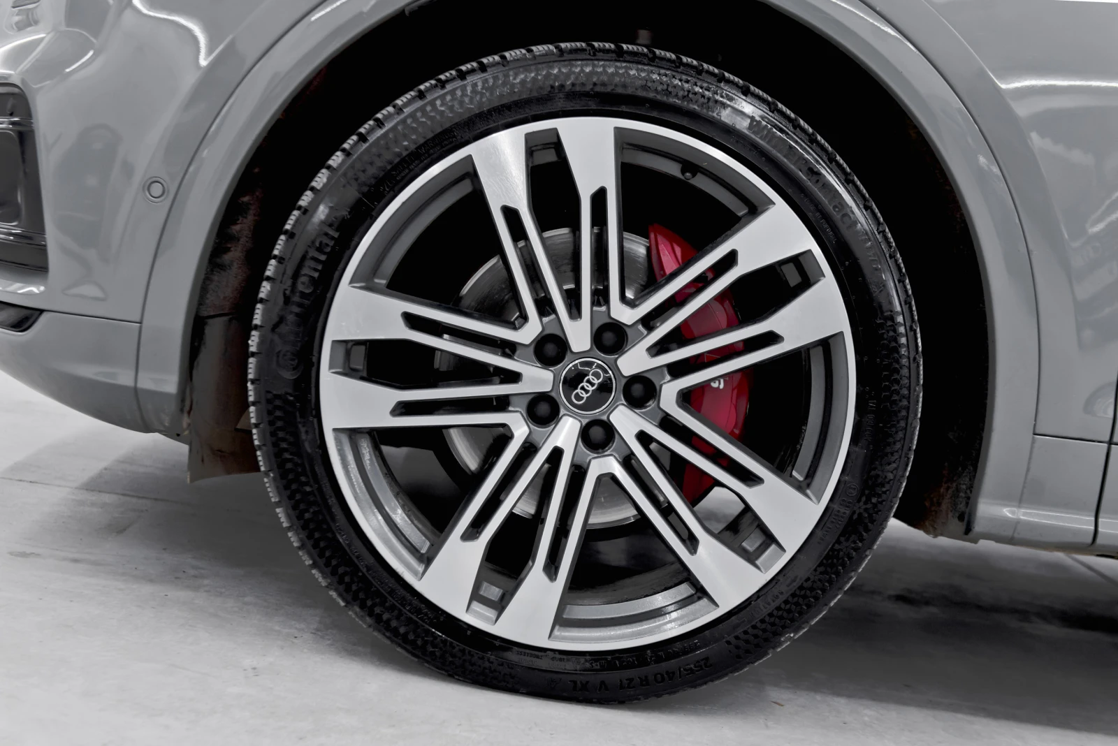 Audi SQ5 3.0TFSI* Панорама* Bang&Olufsen* HeadUp, снимка 9 - Автомобили и джипове - 53866865