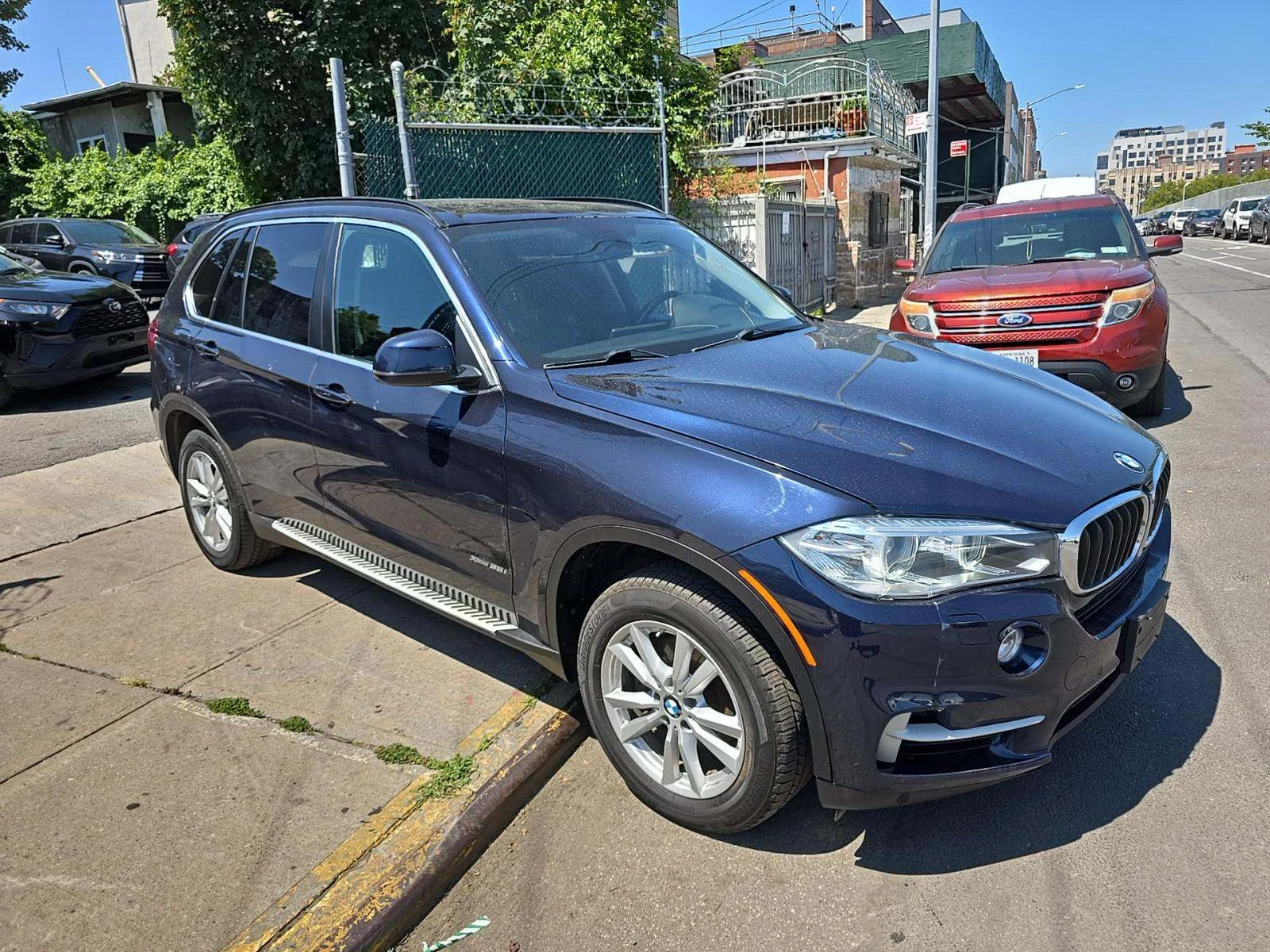 BMW X5 xDrive35i * CARFAX * KEYLESS * ПАНО * ПОДГРЕВИ, снимка 2 - Автомобили и джипове - 54111015