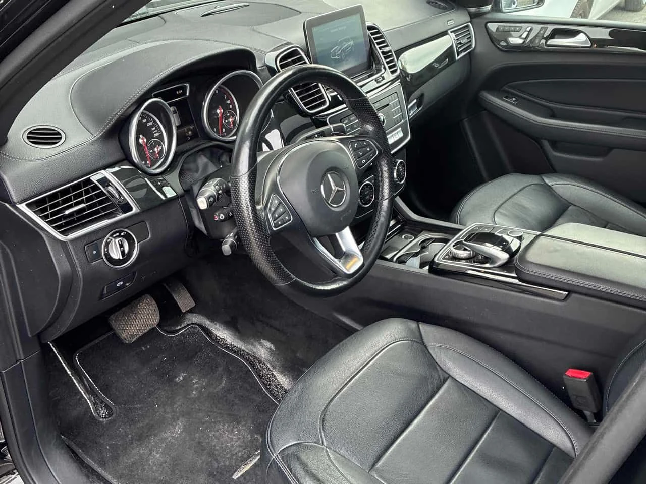 Mercedes-Benz GLE 500 550/ПАНОРАМА/360/ПОДГРЕВИ, снимка 7 - Автомобили и джипове - 54336180
