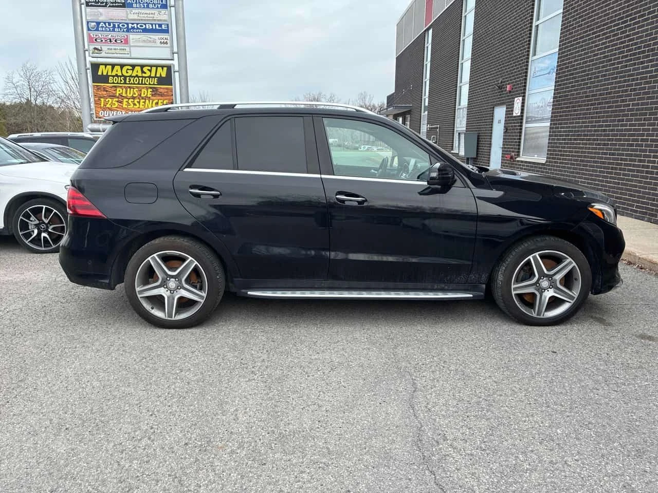 Mercedes-Benz GLE 500 550/ПАНОРАМА/360/ПОДГРЕВИ, снимка 4 - Автомобили и джипове - 54336180