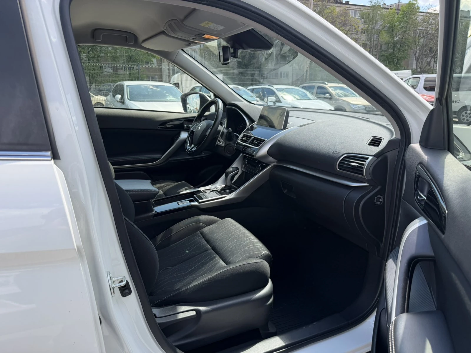 Mitsubishi Eclipse Cross 1.5T 163k.c 2WD , снимка 12 - Автомобили и джипове - 54412870