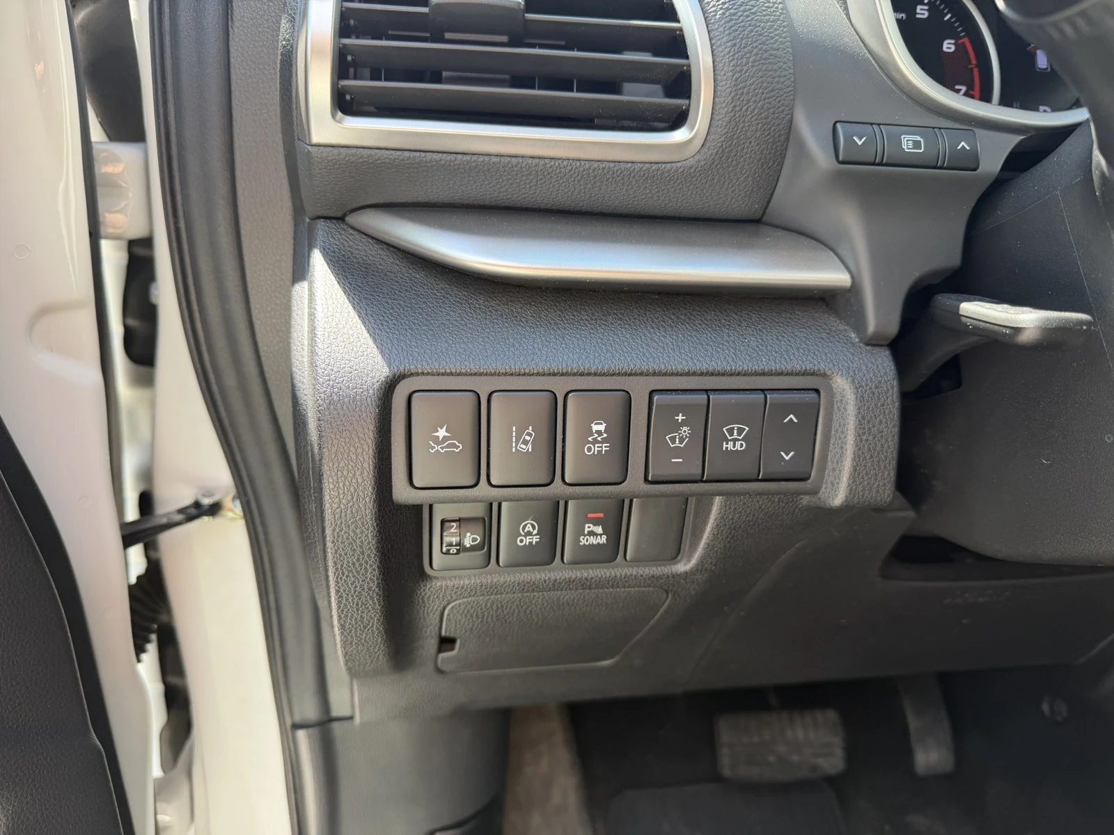 Mitsubishi Eclipse Cross 1.5T 163k.c 2WD , снимка 16 - Автомобили и джипове - 54412870