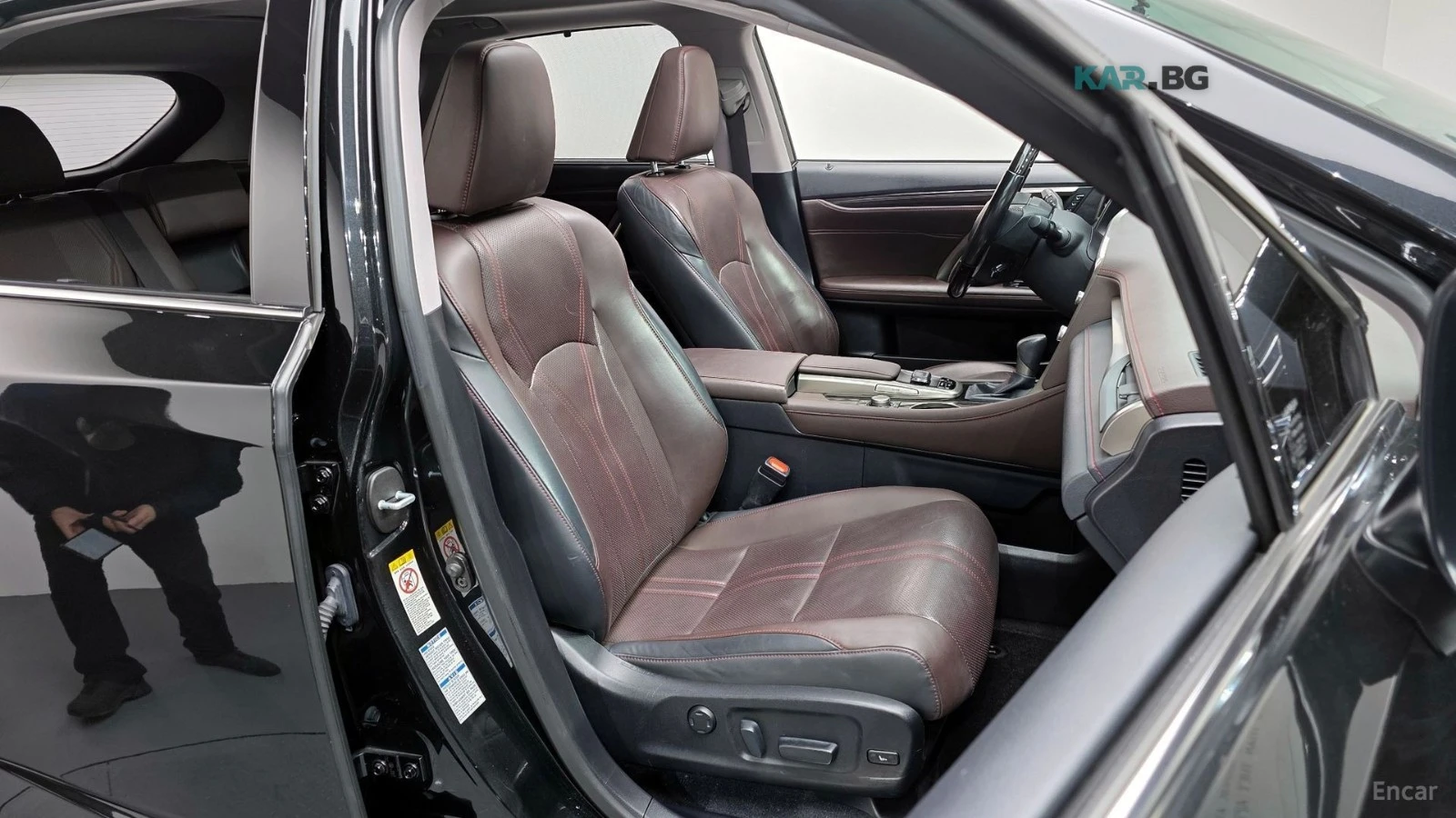 Lexus RX 350 * КОЖА* ПОДГРЕВ* ОБДУХВАНЕ* HEAD-UP* ПАНОРАМА* , снимка 12 - Автомобили и джипове - 54660646