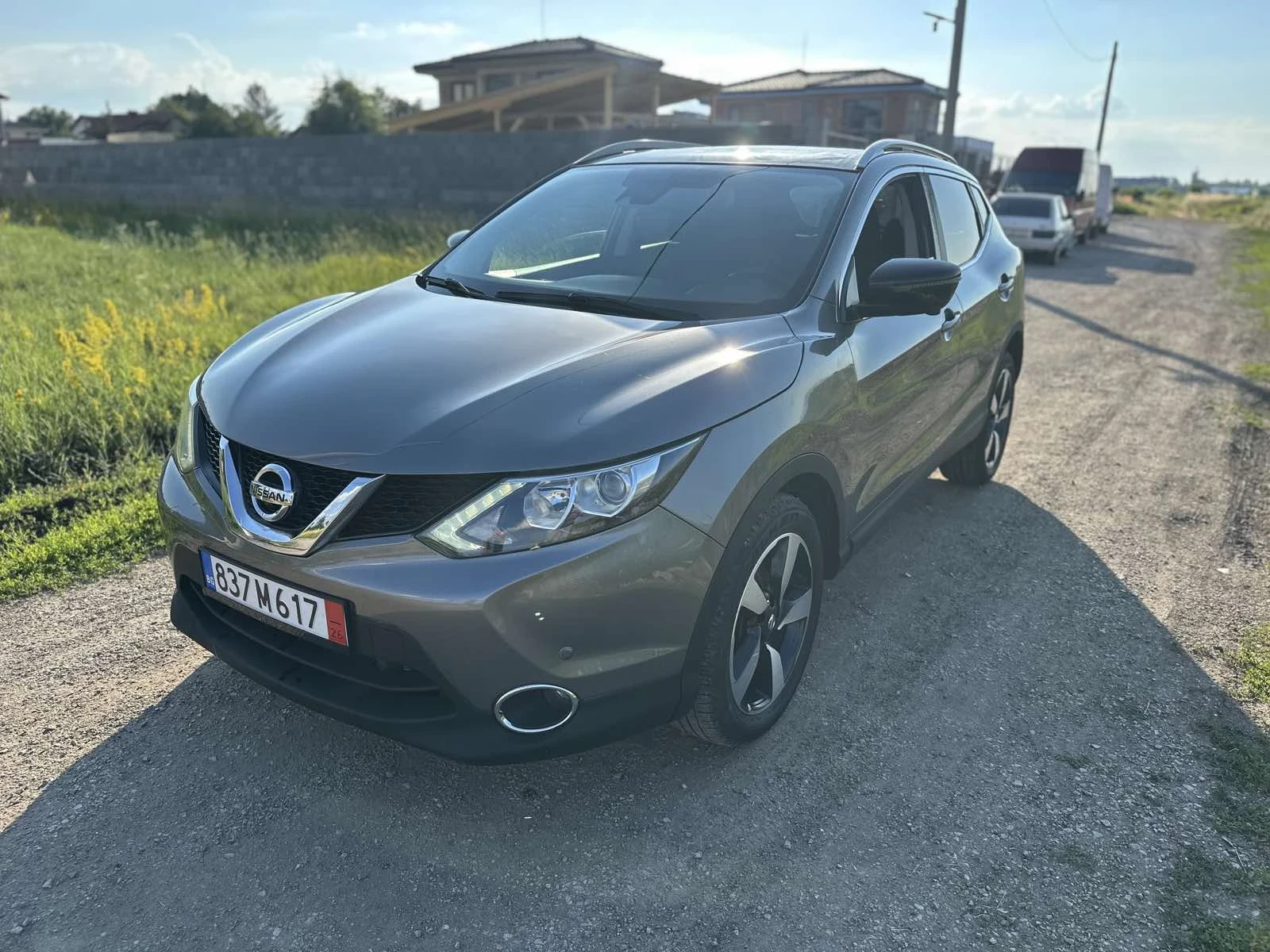 Nissan Qashqai N-Tec+ с пакет Safety Shield