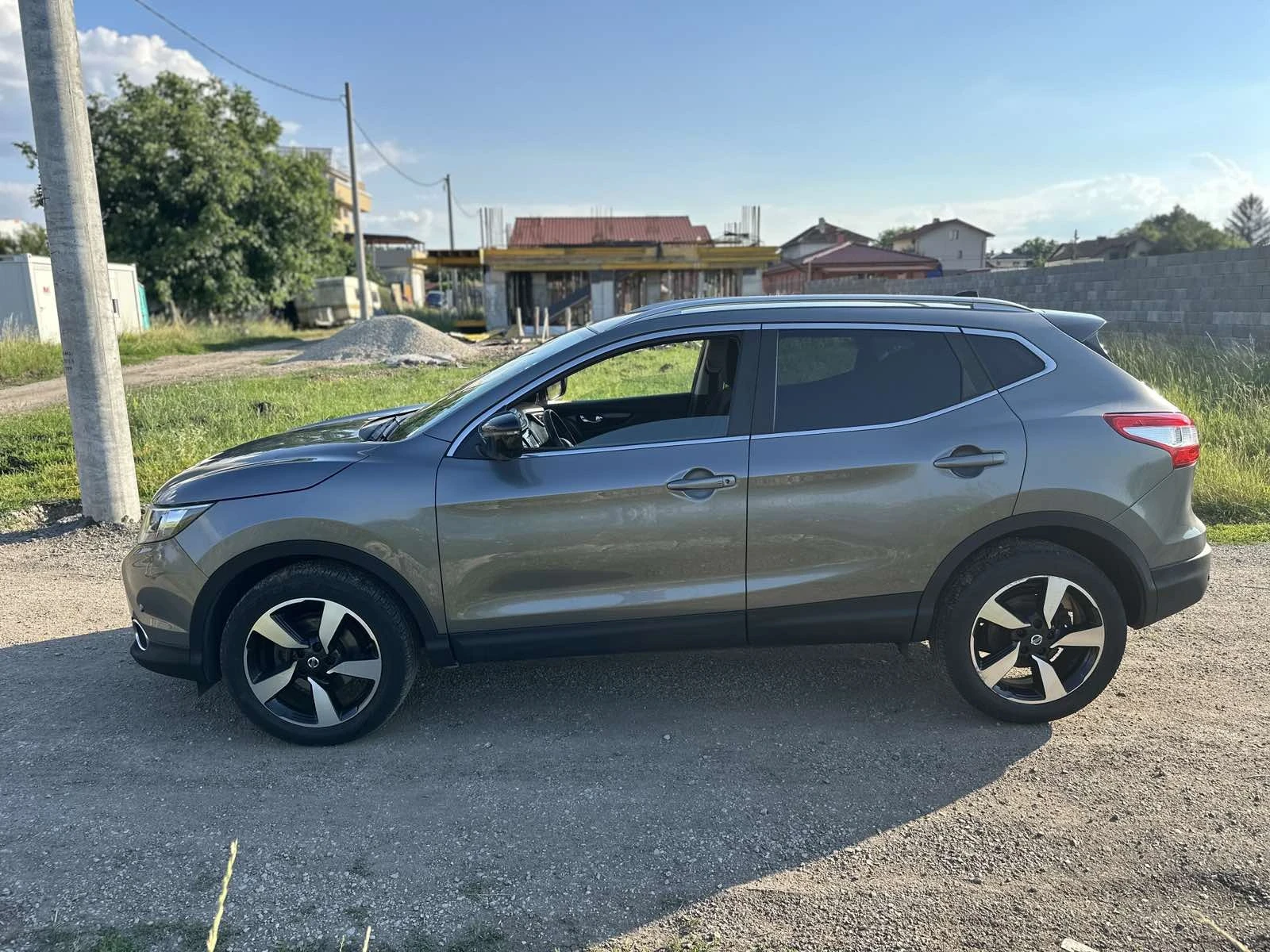 Nissan Qashqai N-Tec+ с пакет Safety Shield, снимка 3 - Автомобили и джипове - 55095200