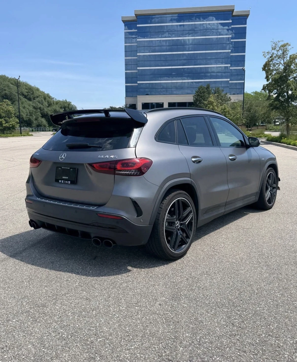 Mercedes-Benz GLA 45 AMG BURMSTER * ОБДУХВАНЕ * CARPLAY * CARFAX * , снимка 3 - Автомобили и джипове - 55303740