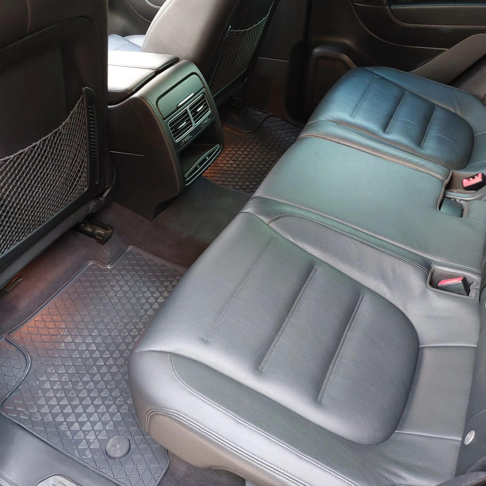 VW Touareg 3, 0TDI, снимка 15 - Автомобили и джипове - 55906093