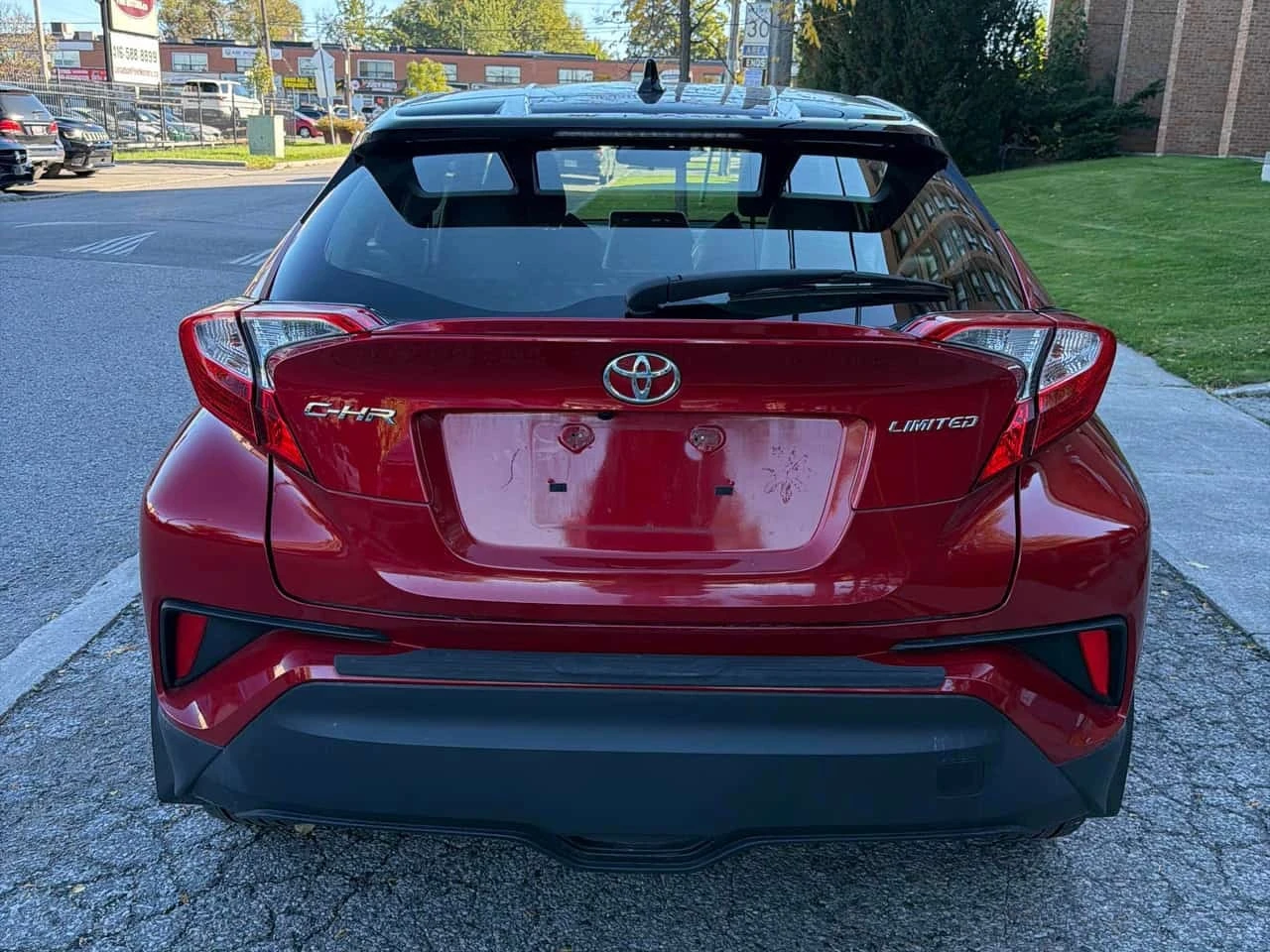 Toyota C-HR  Limited FWD * CARFAX * ��� ������������ ������ | Mobile.bg � ����������� 4