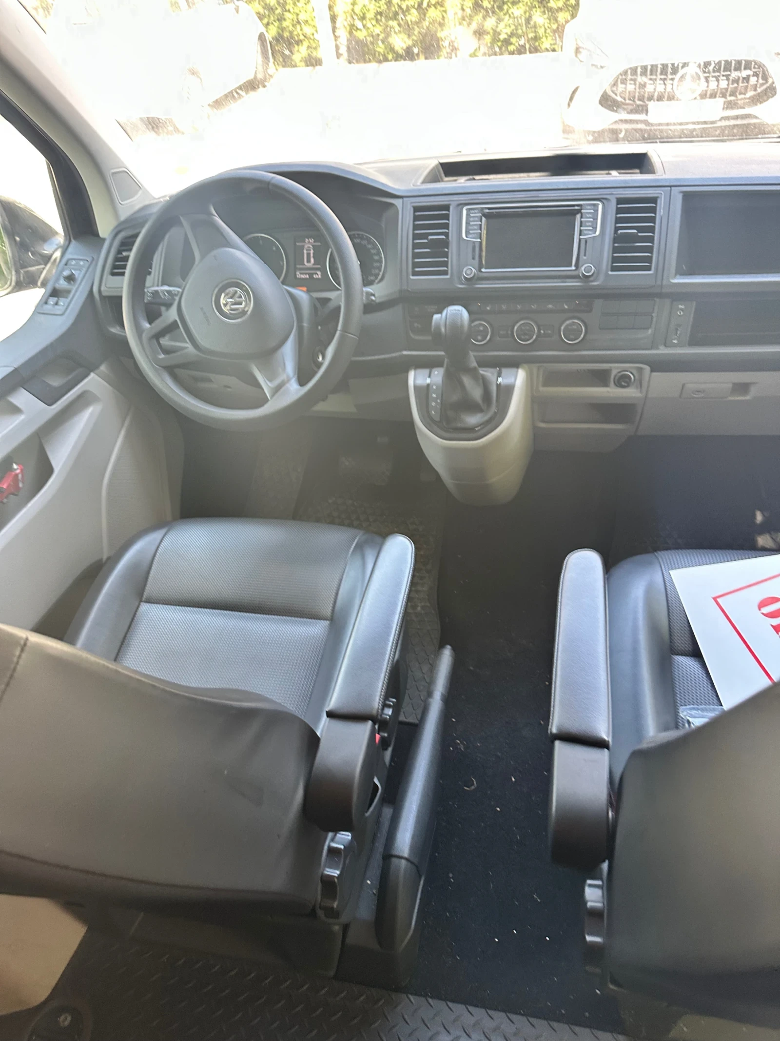VW Caravelle T6 Aut  - изображение 8