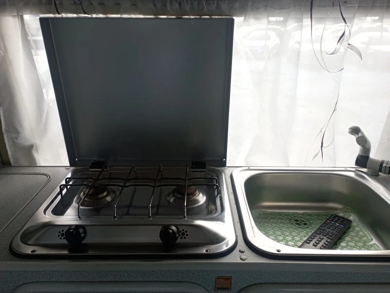 Кемпер Ford Транзит, Reimo, солари, вело багажник , снимка 13 - Каравани и кемпери - 53022465