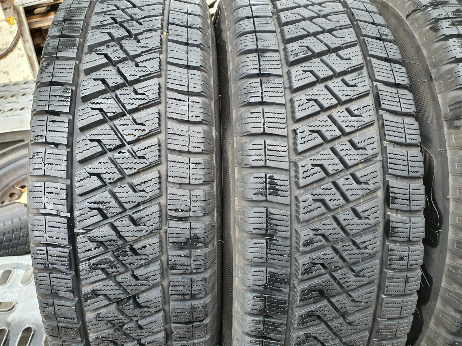  215/70R15 | Mobile.bg   8