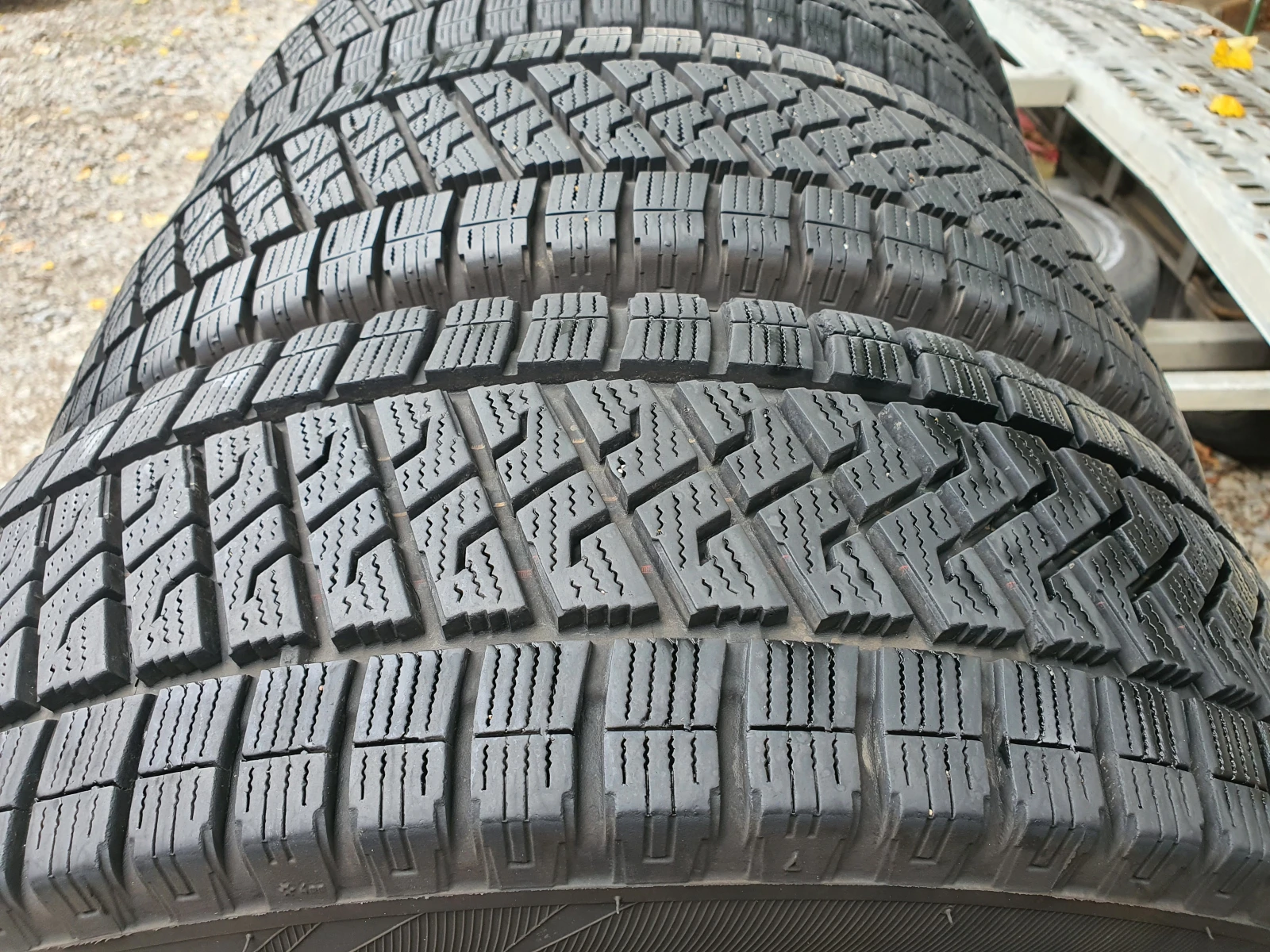  215/70R15 | Mobile.bg   6
