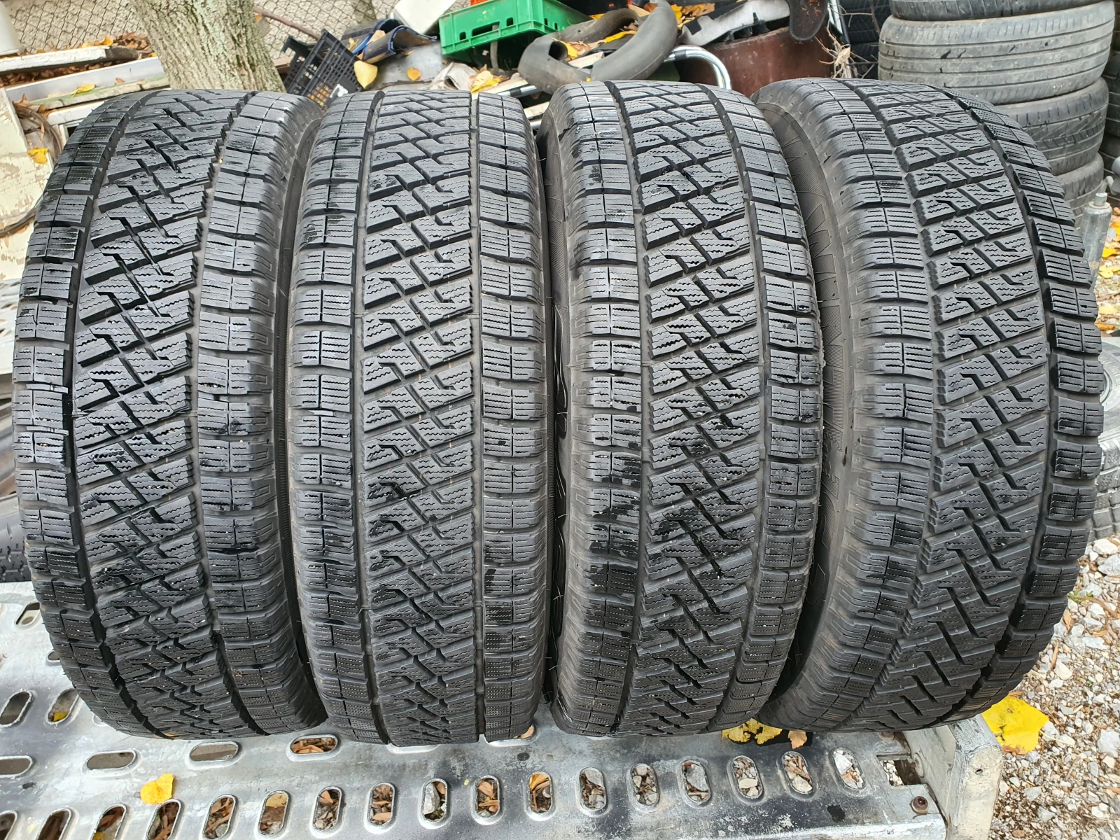  215/70R15 | Mobile.bg   1