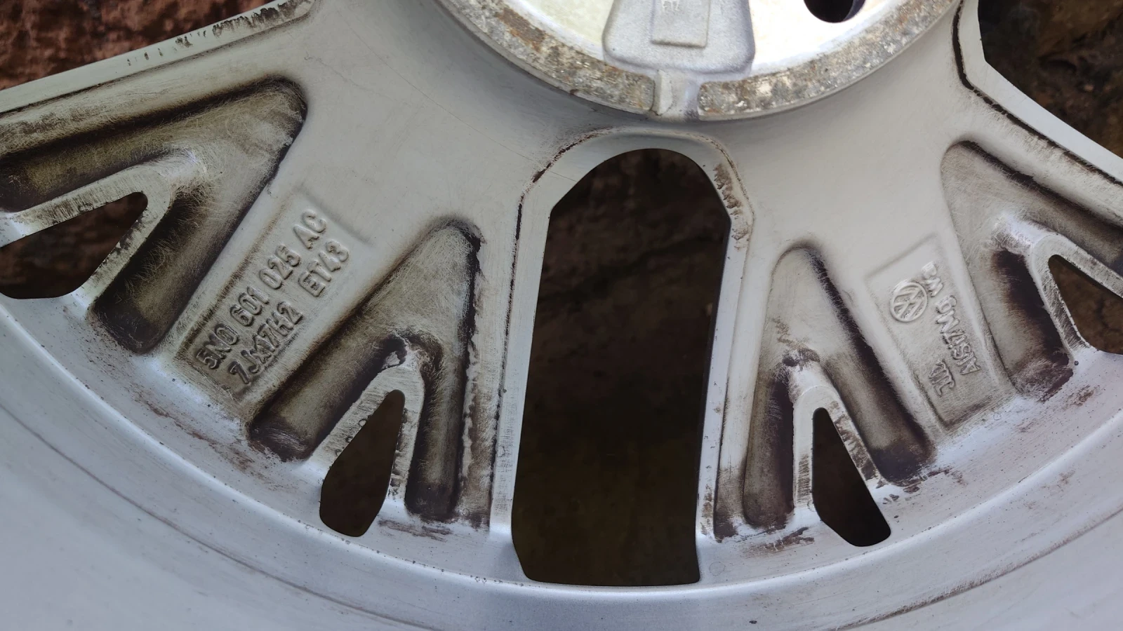    225/45R17  VW | Mobile.bg   8