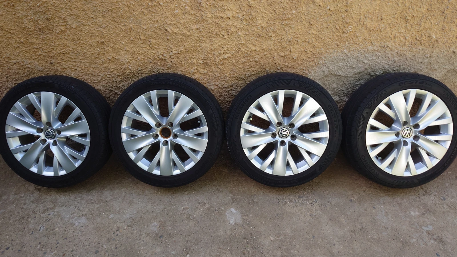    225/45R17  VW | Mobile.bg   2