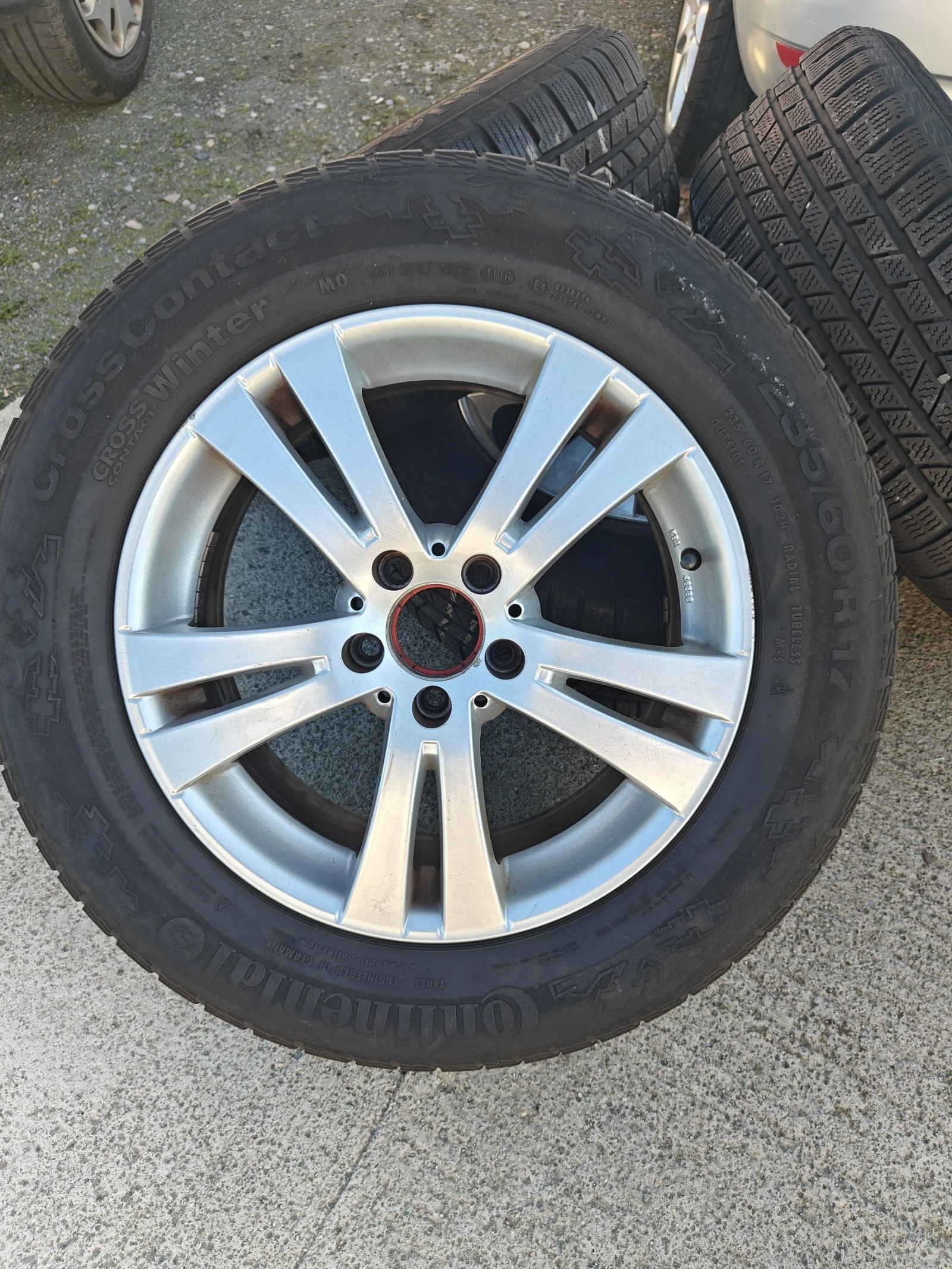 Гуми с джанти Continental 235/60R17, снимка 3 - Гуми и джанти - 54607875