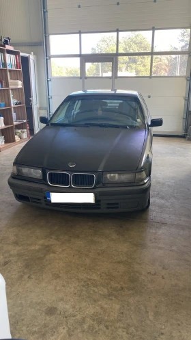 BMW 318 1.8i, снимка 1