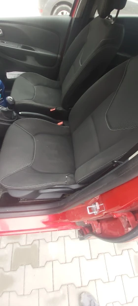 Renault Clio 1.5 dCi, снимка 13