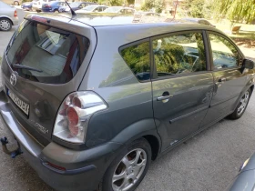 Toyota Corolla verso 2.0 D4D | Mobile.bg    10