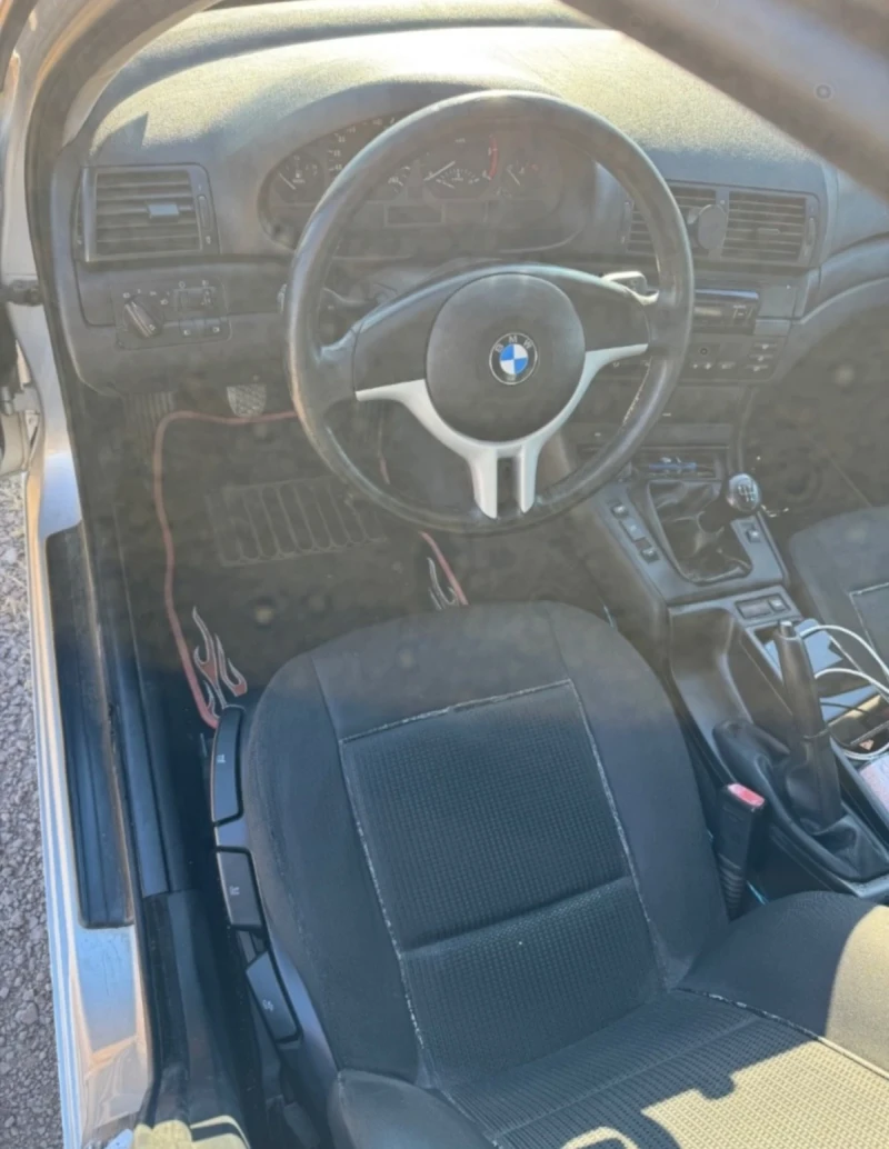 BMW 320 320D, снимка 8 - Автомобили и джипове - 47778552