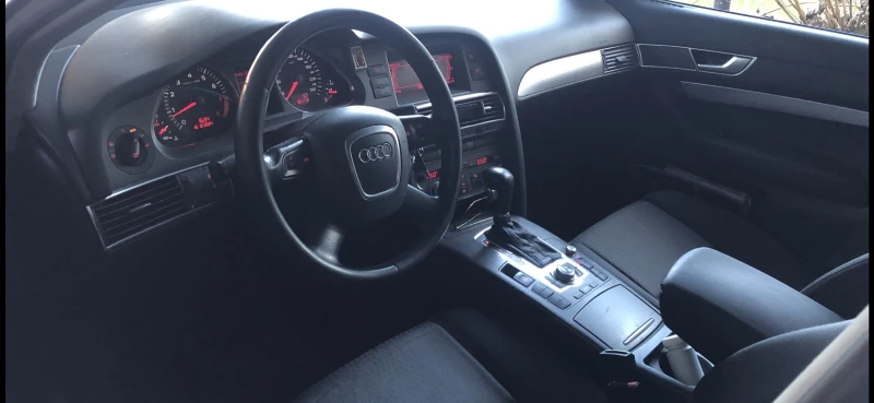 Audi A6 2.4 нов двигател, снимка 8 - Автомобили и джипове - 48394770