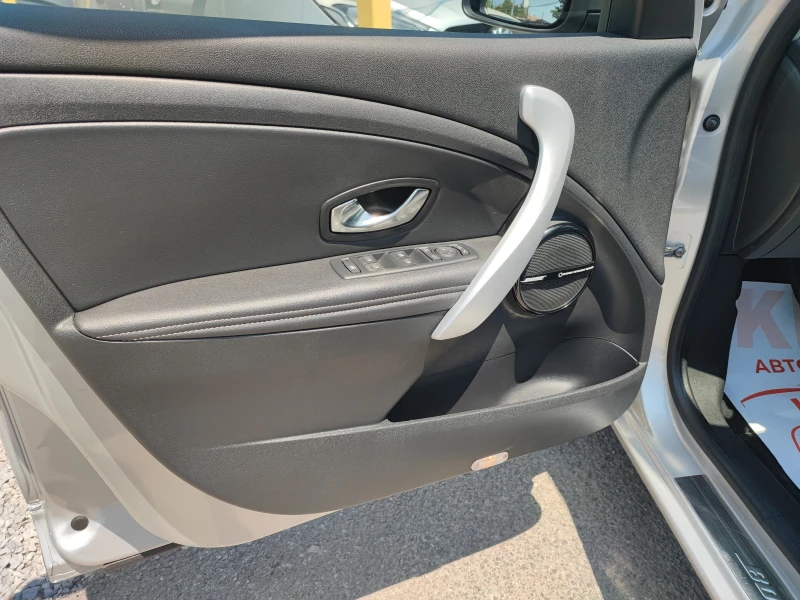 Renault Megane 1.4TCE-131ks6sk-BOSE-NAVI-, снимка 14 - Автомобили и джипове - 48425445