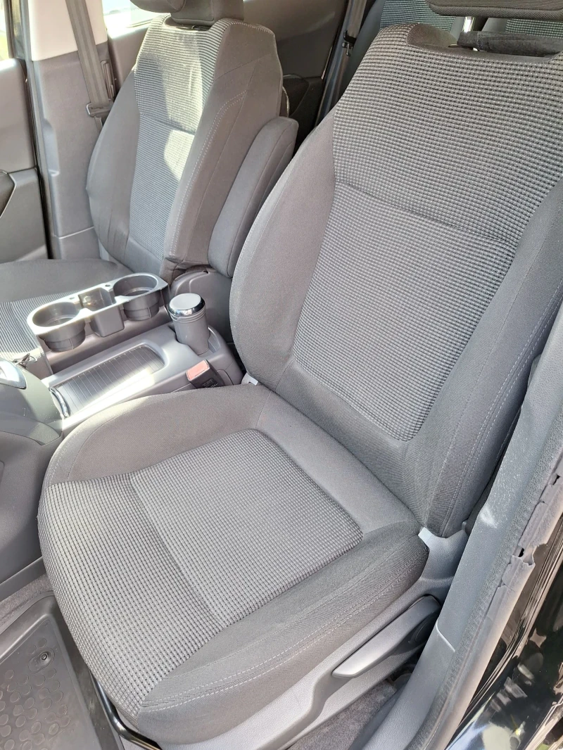 Peugeot 5008 1, 6 бензин, снимка 3 - Автомобили и джипове - 51792797