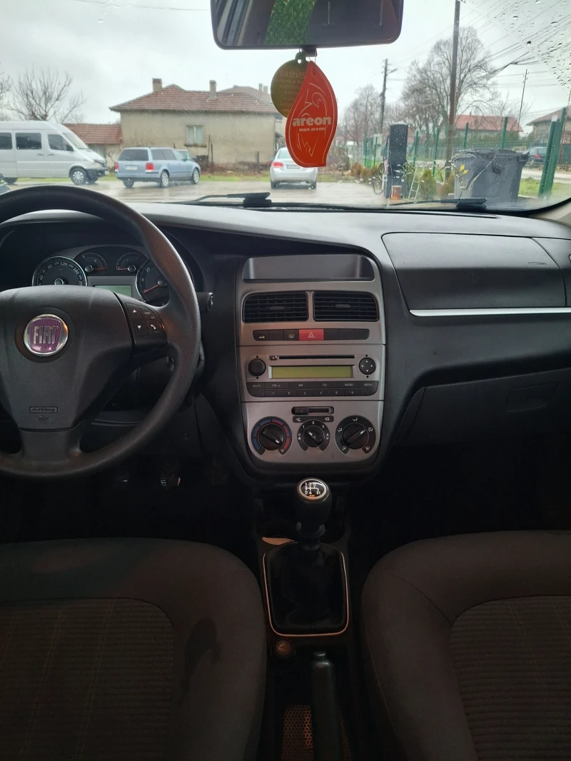 Fiat Linea 1.4 2009, снимка 9 - Автомобили и джипове - 53415168