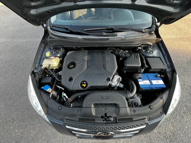 Kia Ceed 1.6 CRDi 90кс, снимка 15 - Автомобили и джипове - 51105539