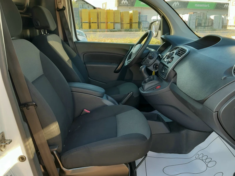 Renault Kangoo 1, 5 dCi Navi, снимка 10 - Автомобили и джипове - 51184535