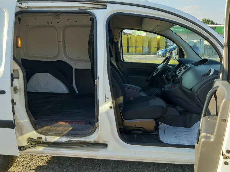 Renault Kangoo 1, 5 dCi Navi, снимка 17 - Автомобили и джипове - 51184535