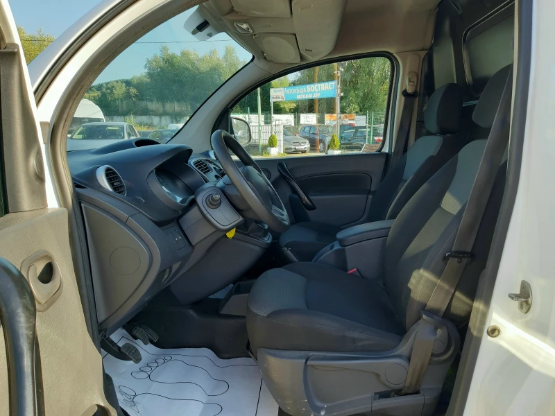 Renault Kangoo 1, 5 dCi Navi, снимка 9 - Автомобили и джипове - 51184535