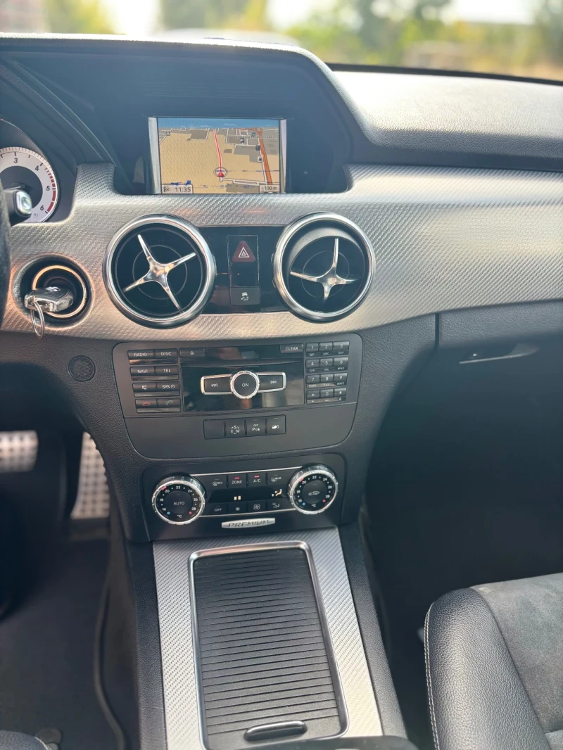Mercedes-Benz GLK 2.2 CDI 4 MATIC AMG/PREMIUM, снимка 12 - Автомобили и джипове - 52205279