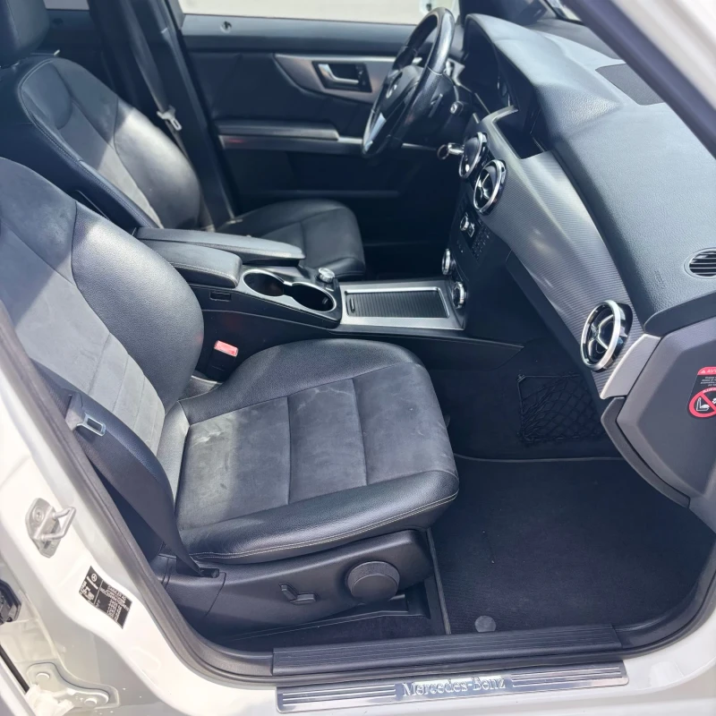 Mercedes-Benz GLK 2.2 CDI 4 MATIC AMG/PREMIUM, снимка 8 - Автомобили и джипове - 52205279