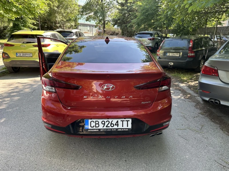 Hyundai Elantra SPORT, снимка 3 - Автомобили и джипове - 52487836