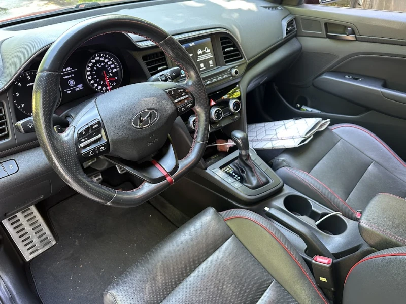 Hyundai Elantra SPORT, снимка 9 - Автомобили и джипове - 52487836