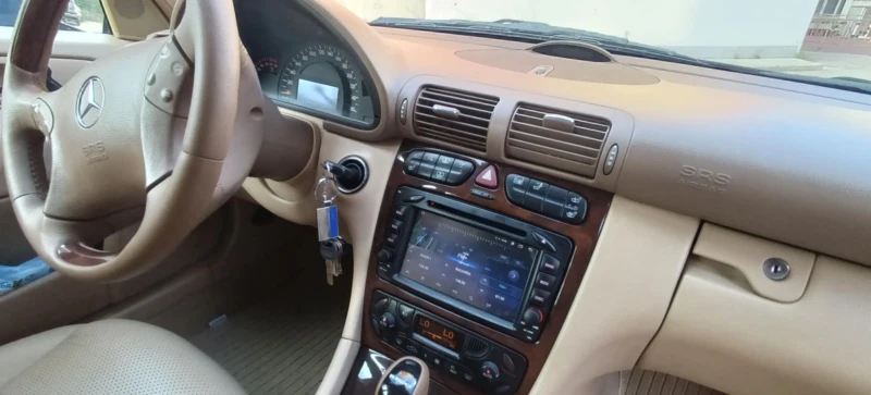 Mercedes-Benz C 320 AMG, снимка 9 - Автомобили и джипове - 52341073