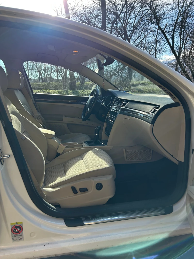 Skoda Superb, снимка 4 - Автомобили и джипове - 53108775