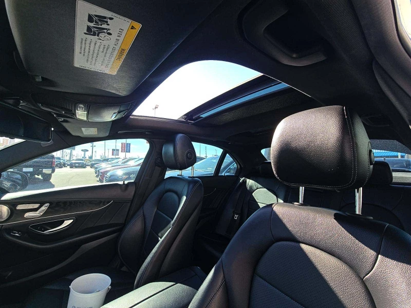 Mercedes-Benz C 400 C 400 4MATIC, снимка 7 - Автомобили и джипове - 53189418