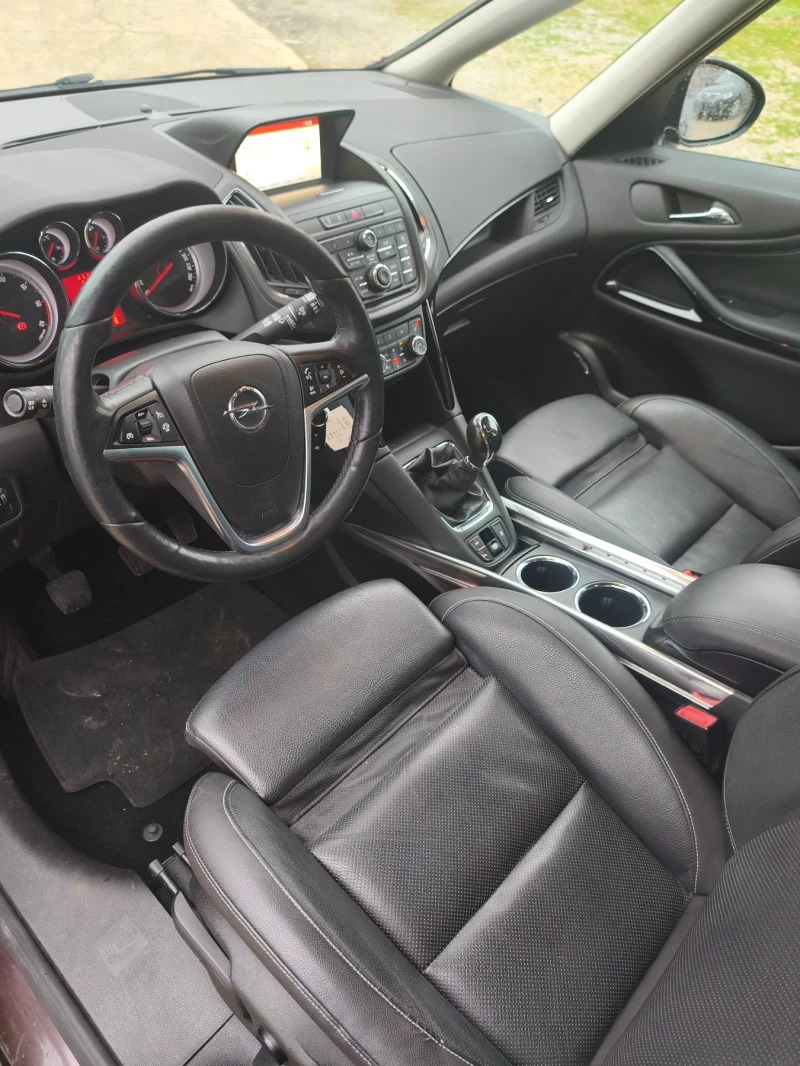 Opel Zafira Businees Tourer 1.6 7места TOP, снимка 8 - Автомобили и джипове - 53294288