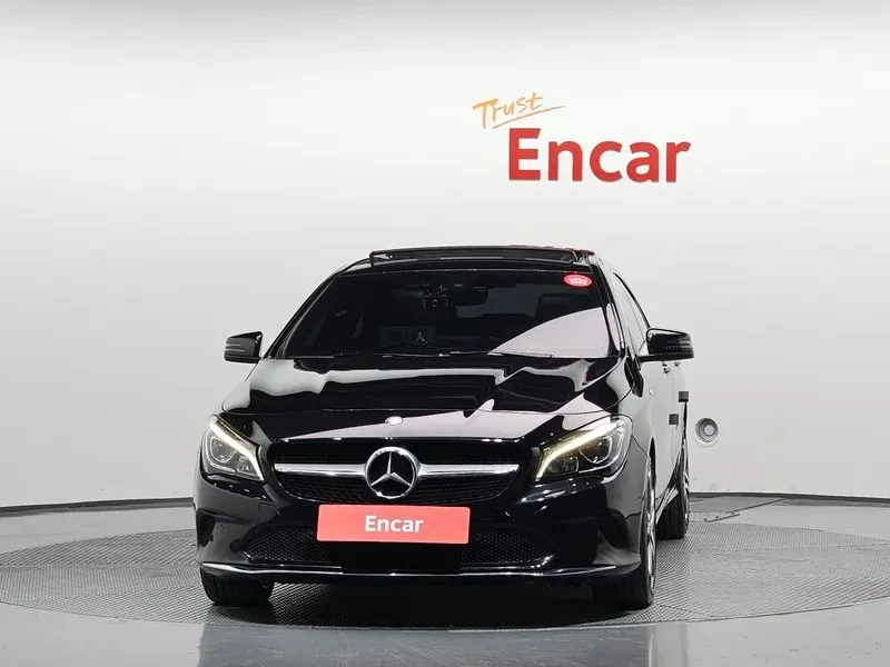 Mercedes-Benz CLA 4Matic, снимка 6 - Автомобили и джипове - 53813573