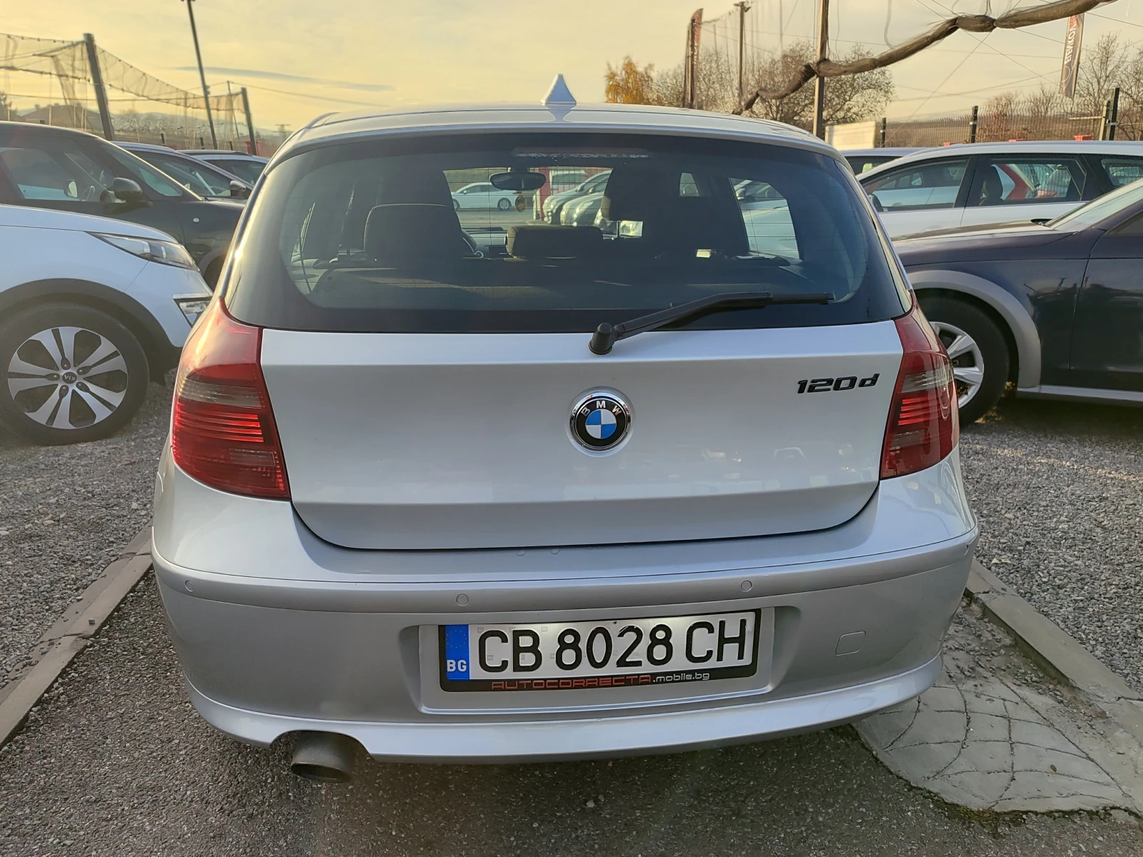 BMW 120 2.0D 6c.k 177k.c - изображение 5