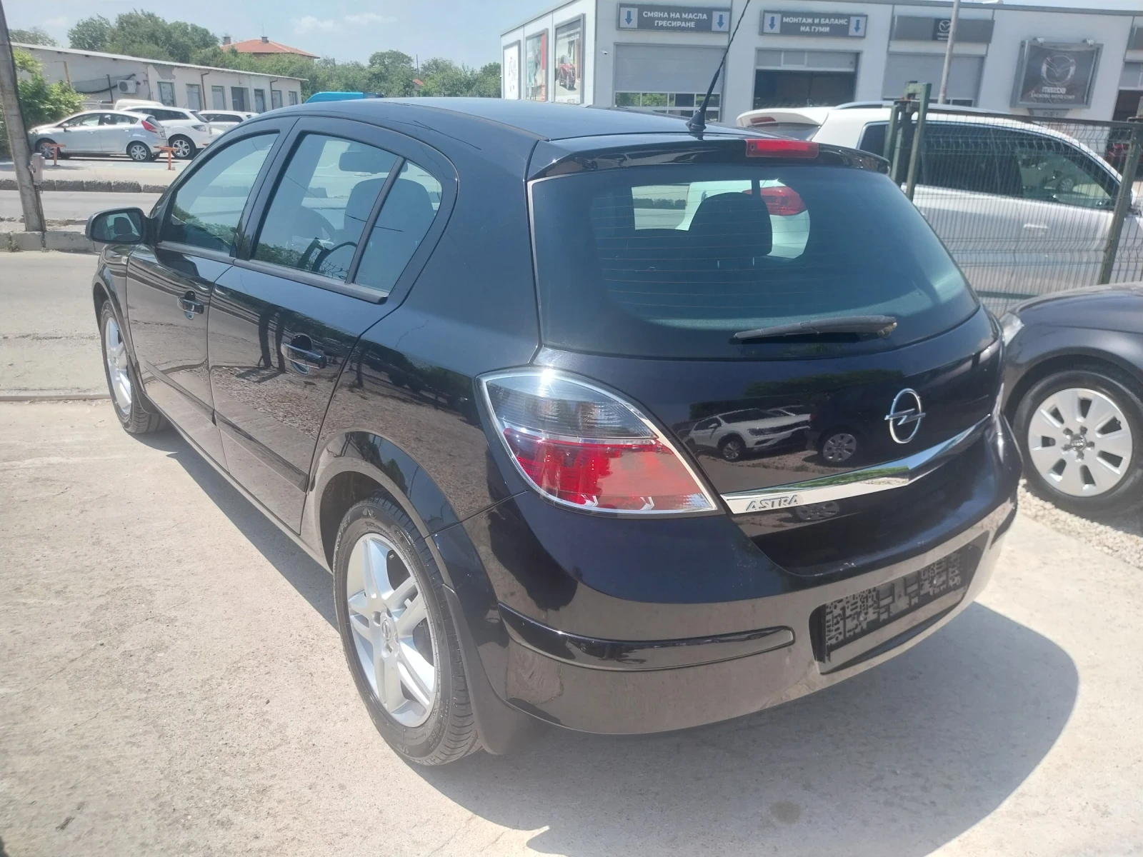 Opel Astra 1.4i 90ps Feis - изображение 7