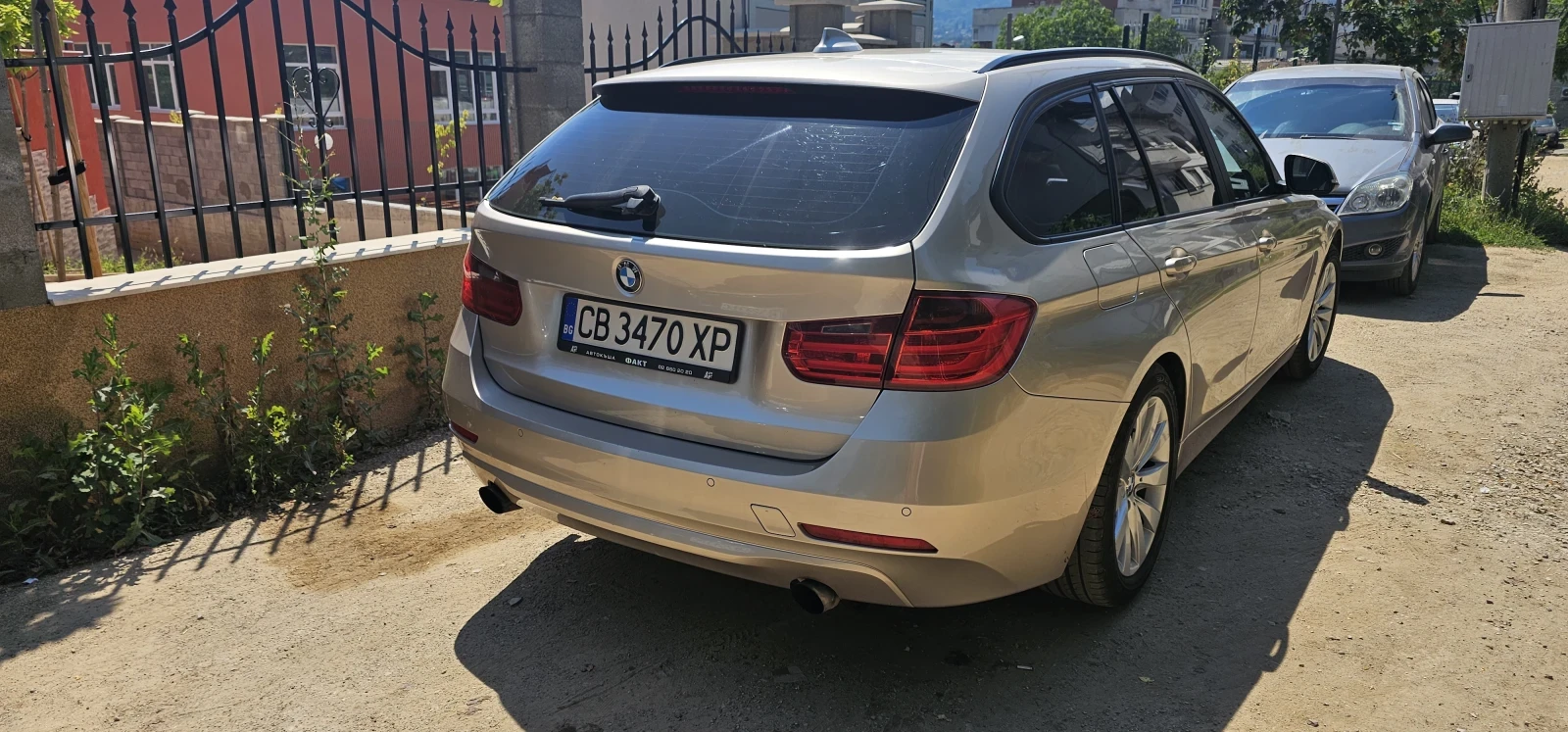BMW 318 318d - изображение 2
