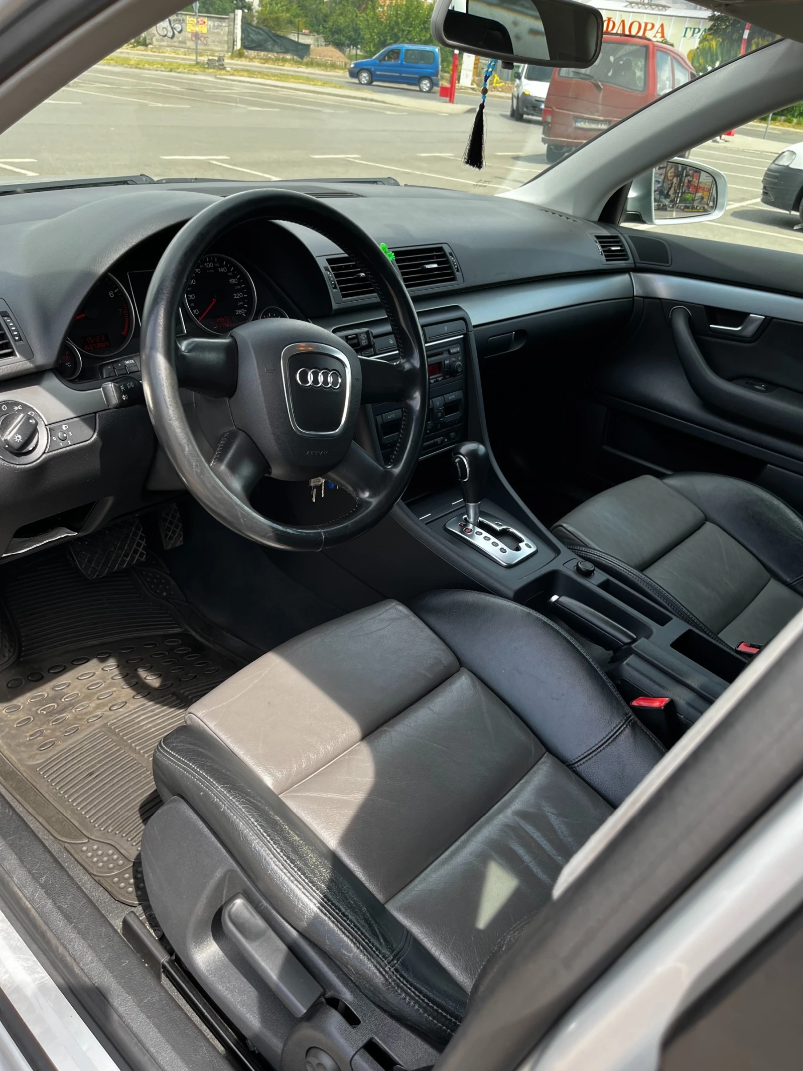 Audi A4 B7 - изображение 7