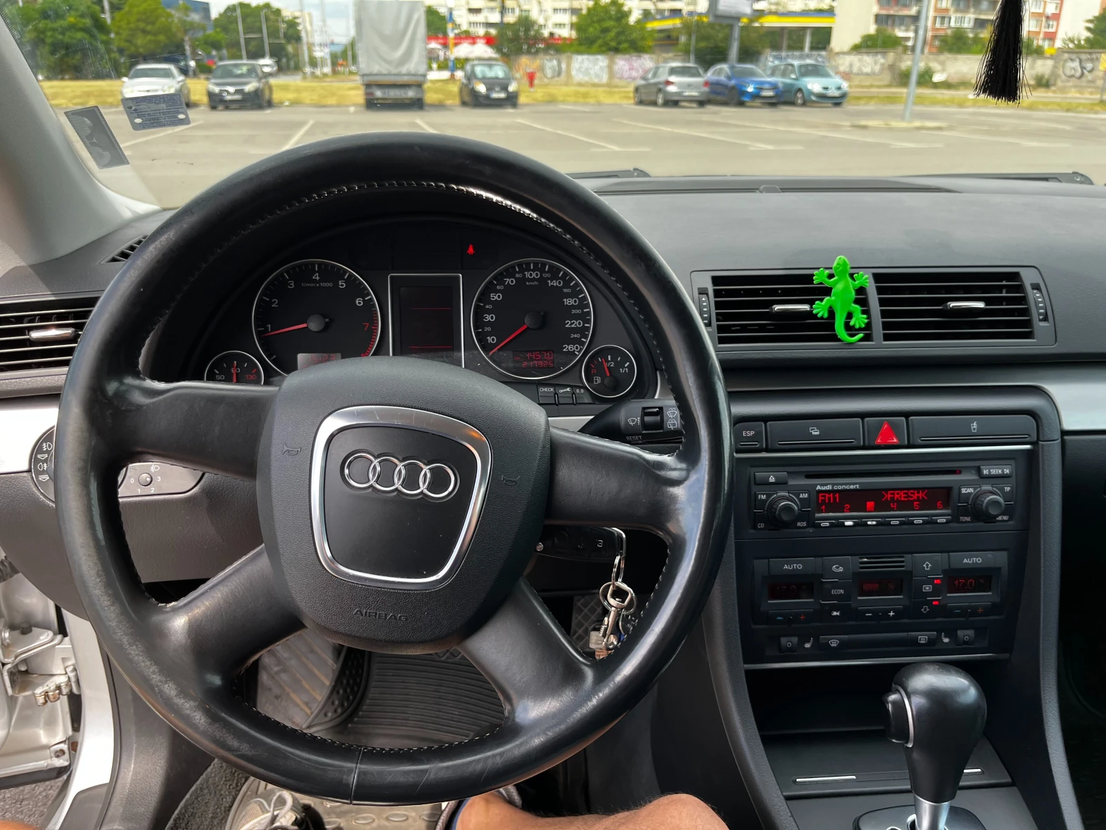 Audi A4 B7 - изображение 10