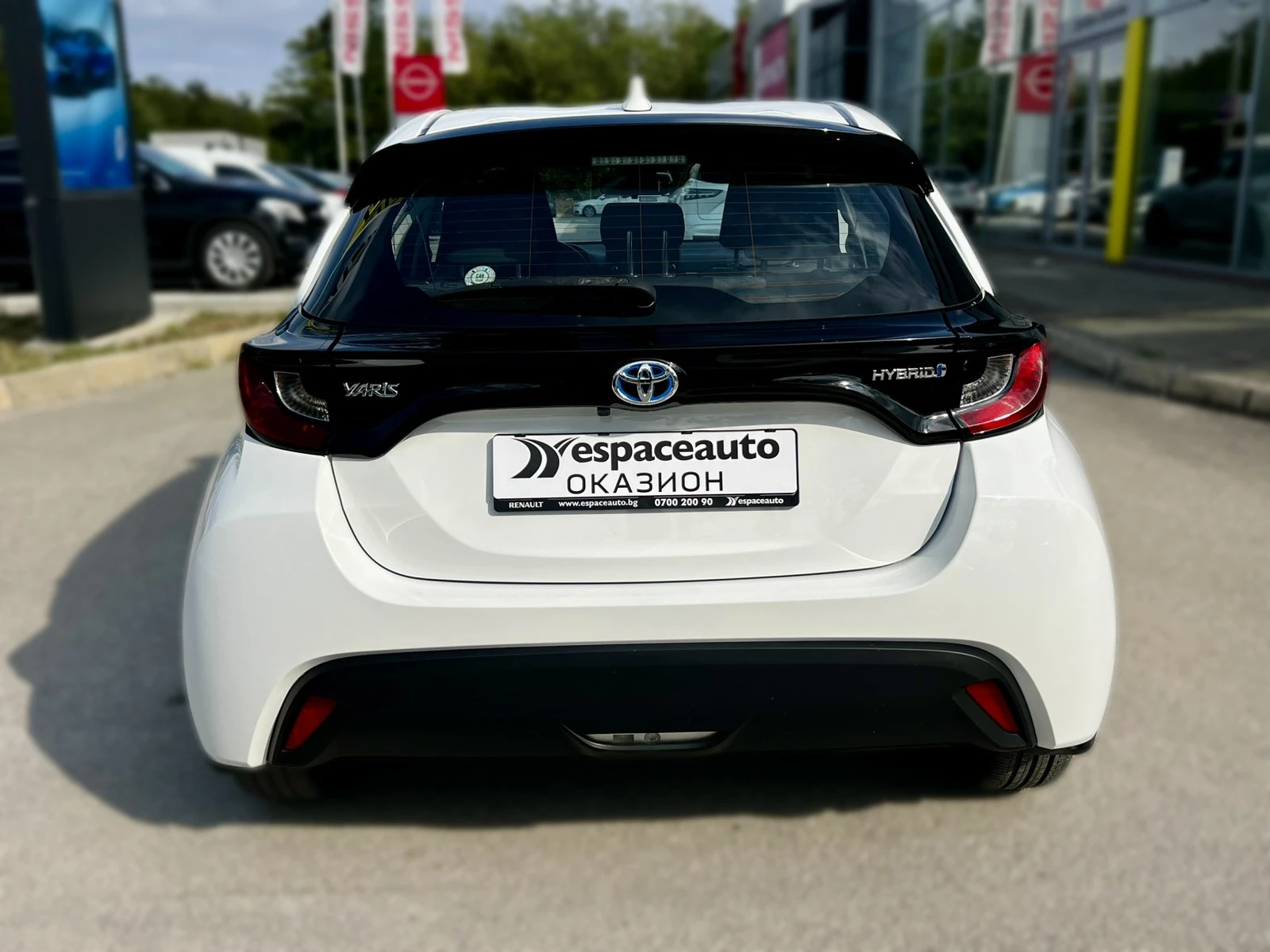 Toyota Yaris 1.5 Hybrid / 115 к.с. / e-CVT - изображение 5