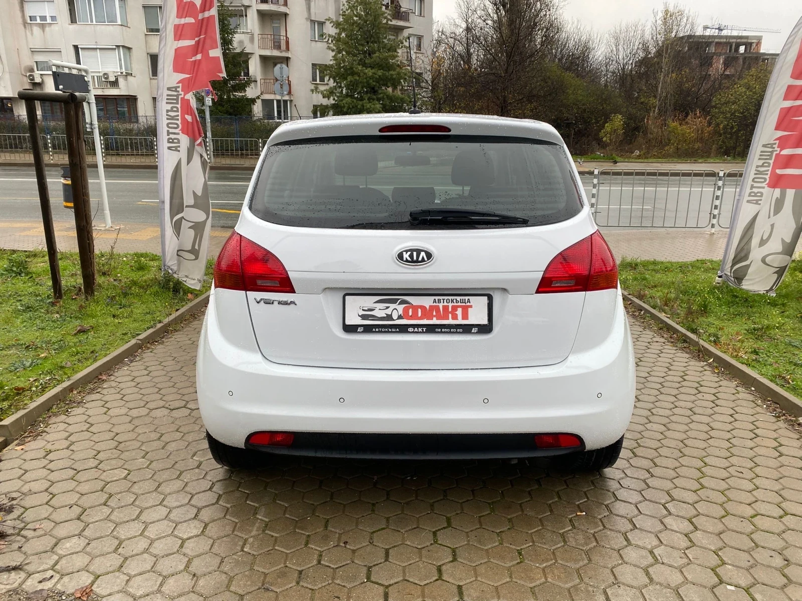 Kia Venga 1.4i/EURO.5B - изображение 5